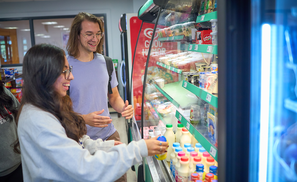 students getting food