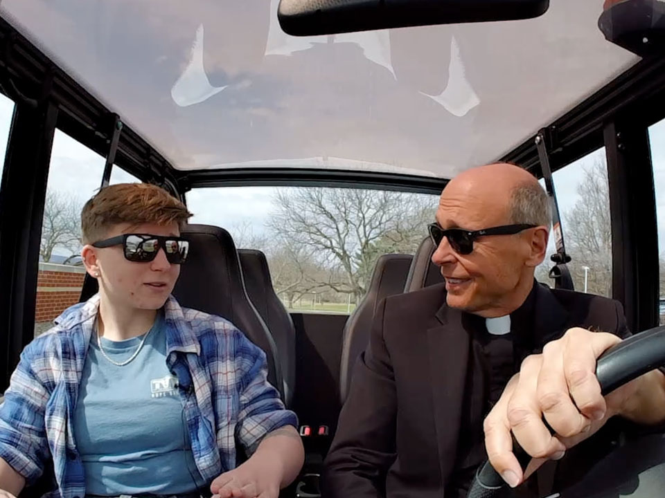 bulldogs in the buggy thumbnail